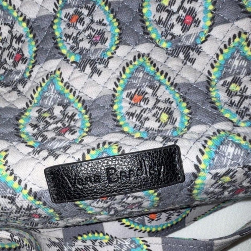 Vera Bradley Quilted Crossbody Bag and Matching Zip Around Wallet Set Paisley - Picture 4 of 4